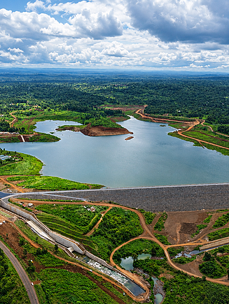 The image shows the Thiba Dam