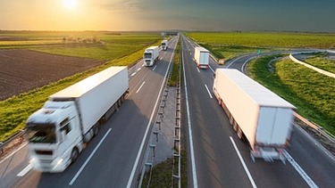 image shows free flow traffic on a highway