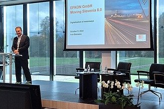 Image shows Ivan Buhanec presenting EFKON