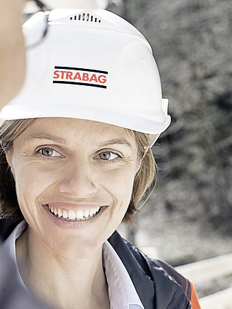 image shows an architect of STRABAG